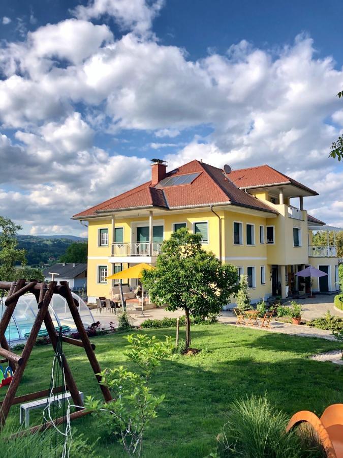 Ferienwohnung Am Bauernhof Strassonig Vulgo Hornis Moosburg Exteriér fotografie