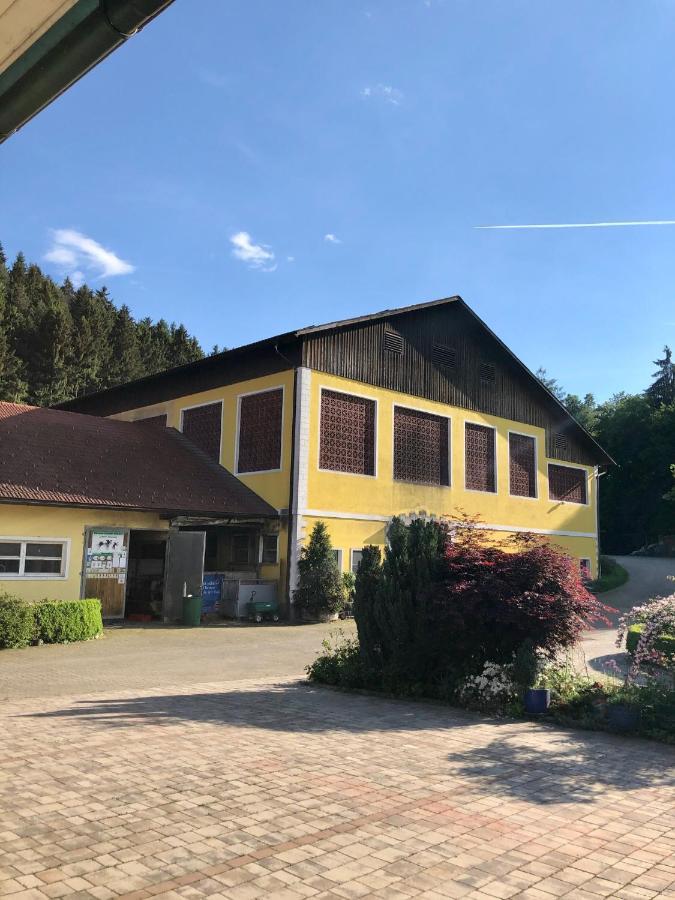 Ferienwohnung Am Bauernhof Strassonig Vulgo Hornis Moosburg Exteriér fotografie