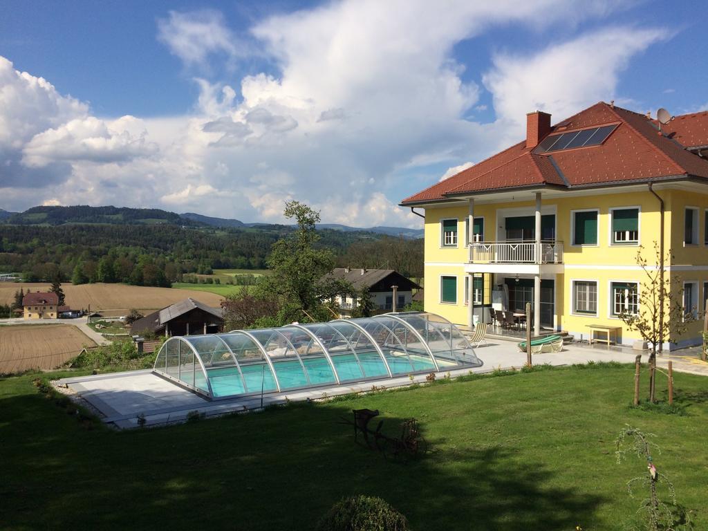 Ferienwohnung Am Bauernhof Strassonig Vulgo Hornis Moosburg Exteriér fotografie