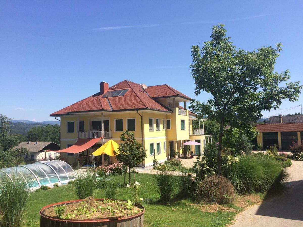 Ferienwohnung Am Bauernhof Strassonig Vulgo Hornis Moosburg Exteriér fotografie