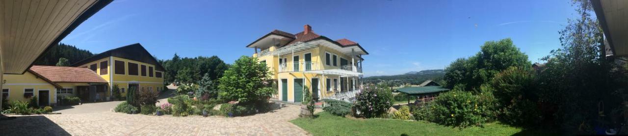 Ferienwohnung Am Bauernhof Strassonig Vulgo Hornis Moosburg Exteriér fotografie